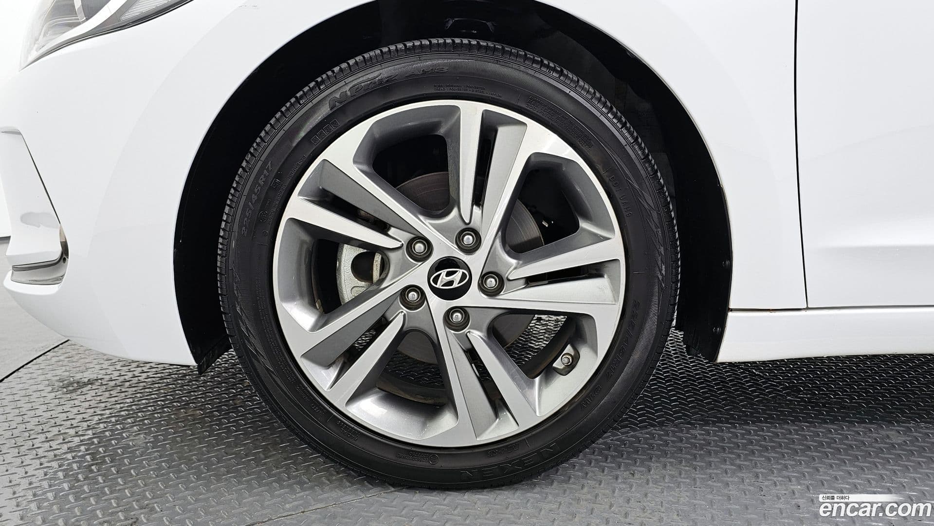 Main__Slider__Photo:AVANTE Hyundai 2018.7-4