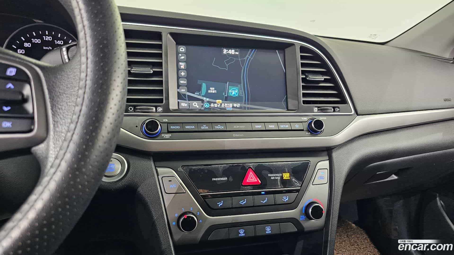 AVANTE Hyundai 2018.7-OPTION-022