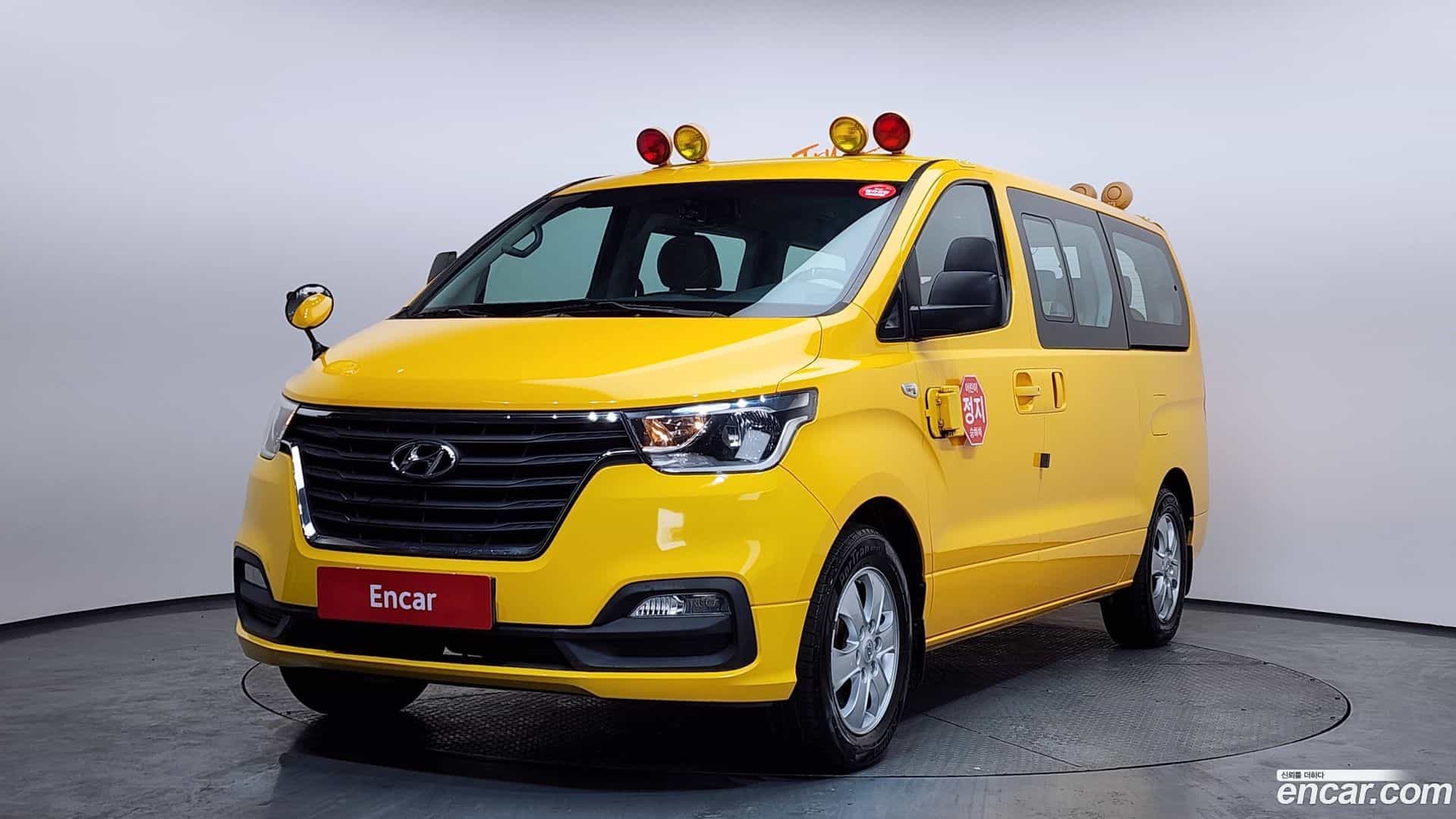 Starex Hyundai 2018.9-OUTER-001