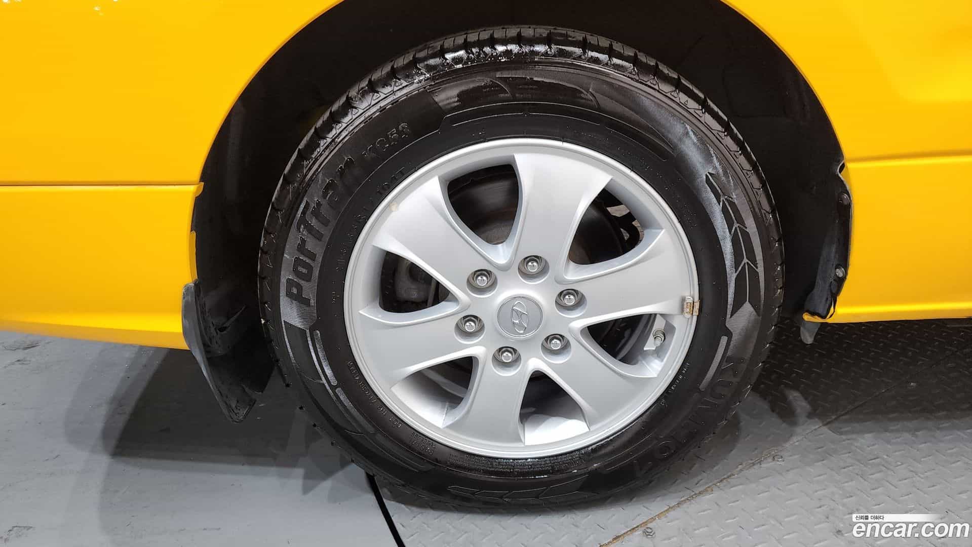 Starex Hyundai 2018.9-OUTER-005