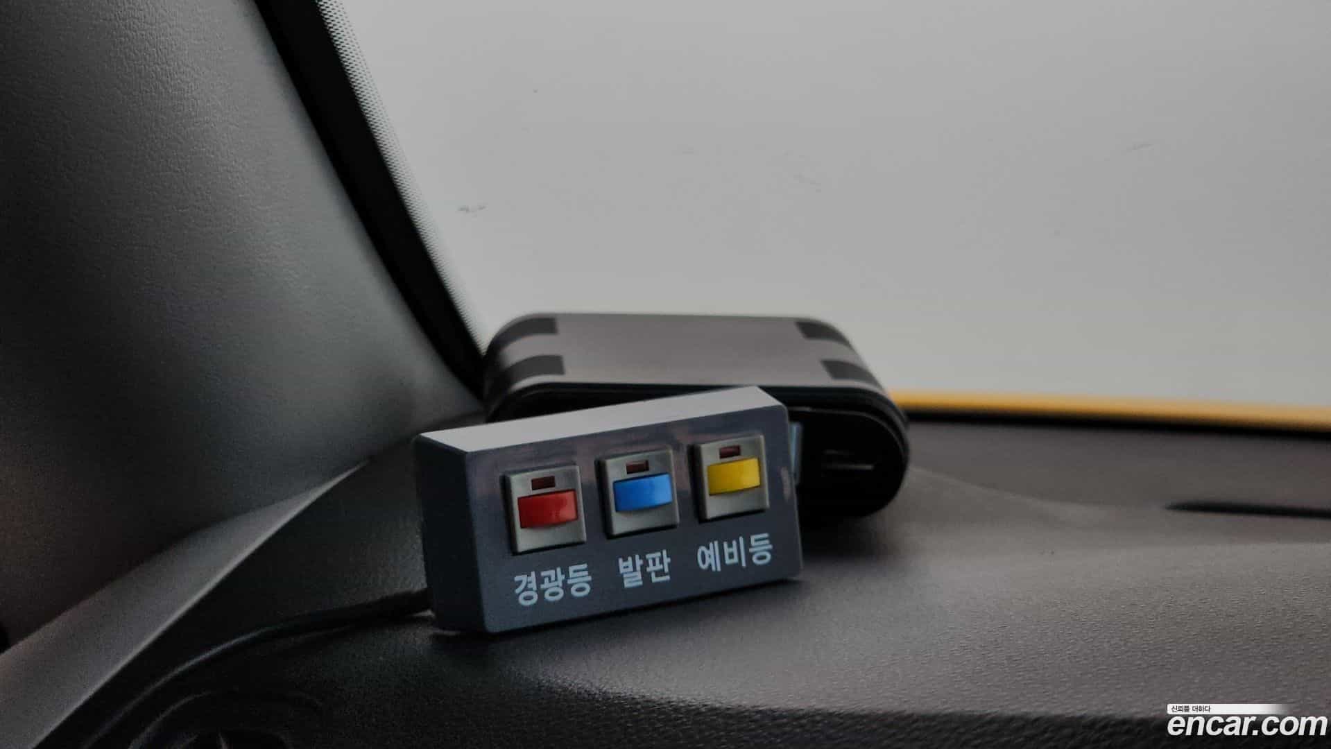 Starex Hyundai 2018.9-OPTION-022