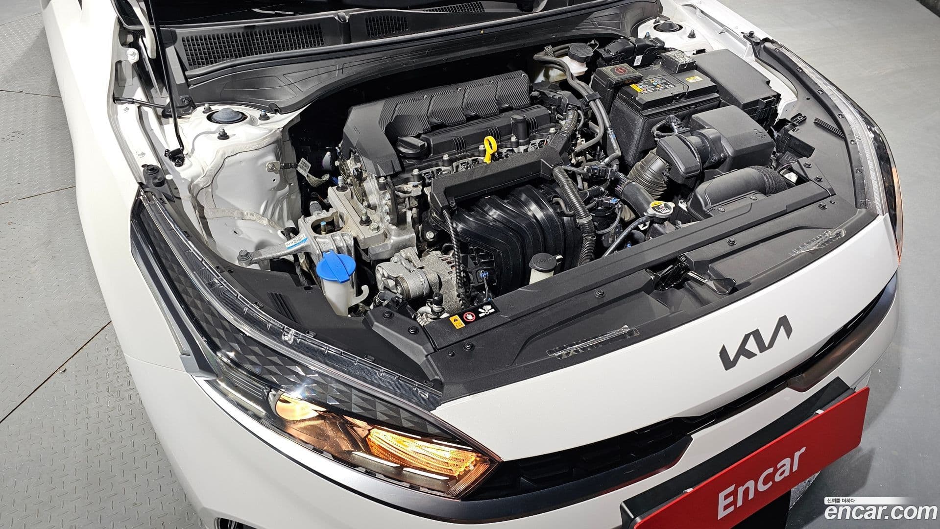 Main__Slider__Photo:K3 Kia 2023.4-5