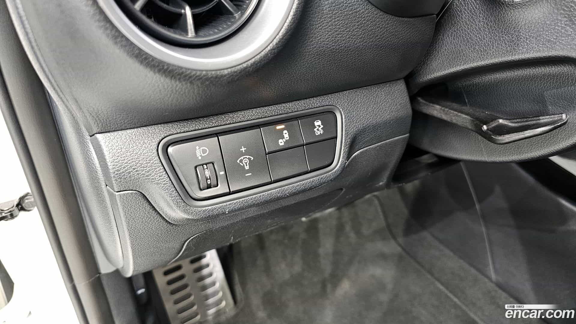 K3 Kia 2023.4-OPTION-019