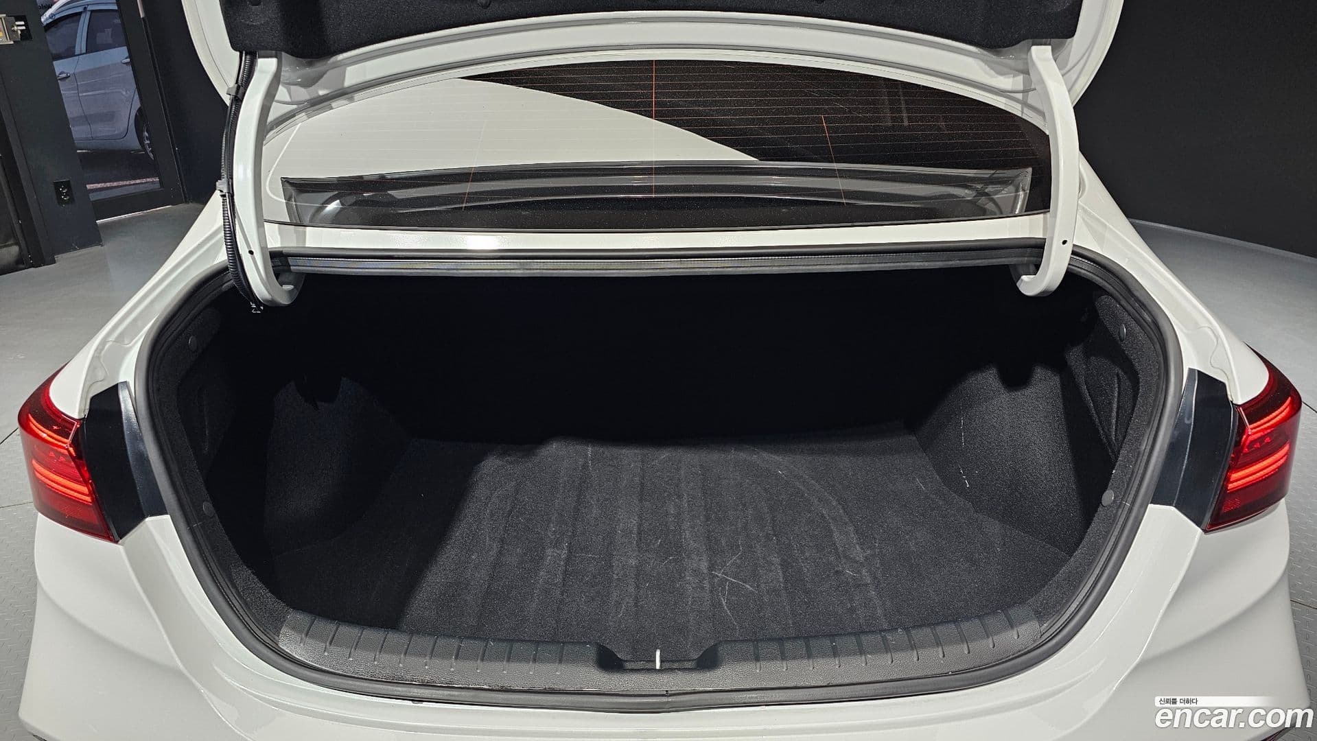 Main__Slider__Photo:K3 Kia 2023.4-19