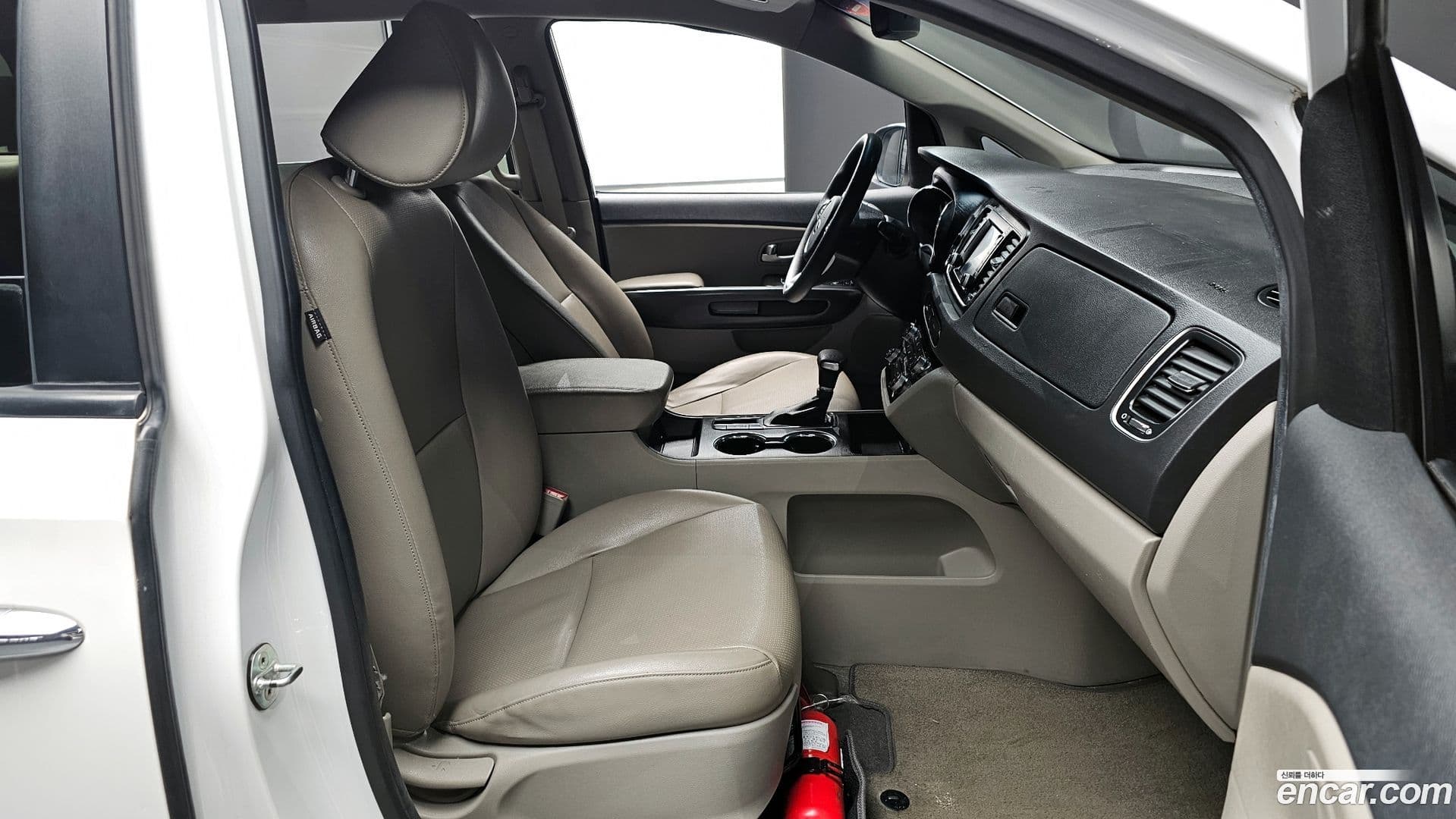 Main__Slider__Photo:Canival Kia 2018.4-9