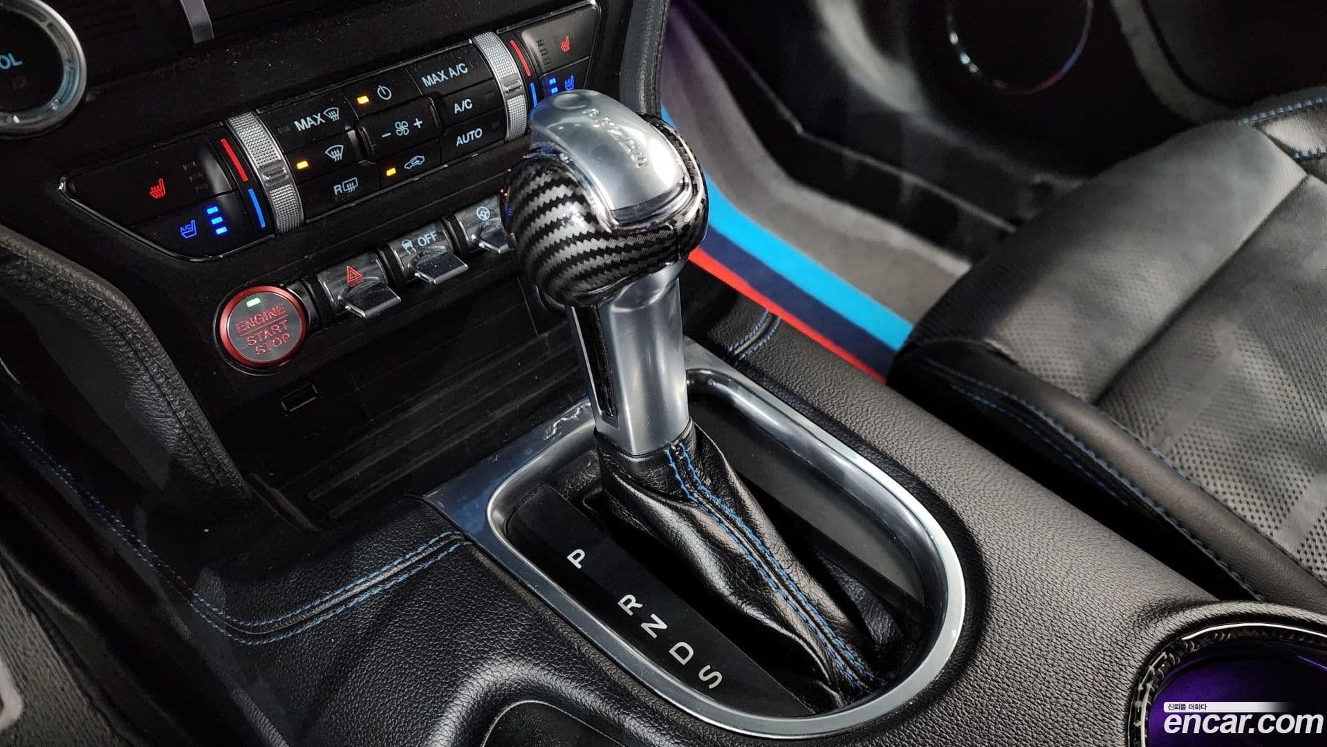 Main__Slider__Photo:Mustang Ford 2018.9-8