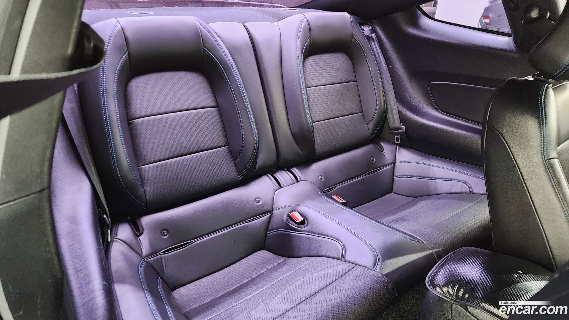 Main__Slider__Photo:Mustang Ford 2018.9-11