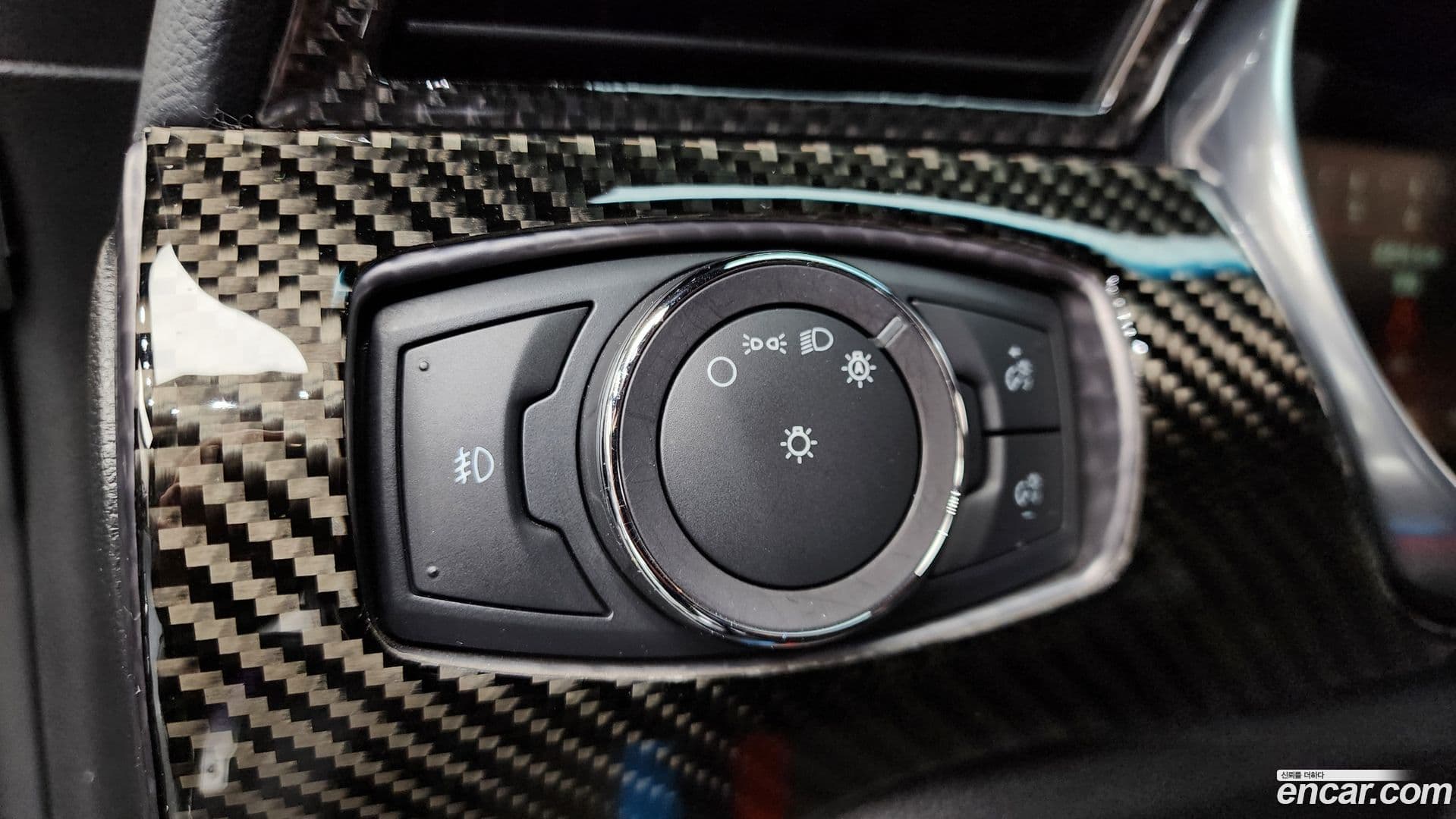 Main__Slider__Photo:Mustang Ford 2018.9-13