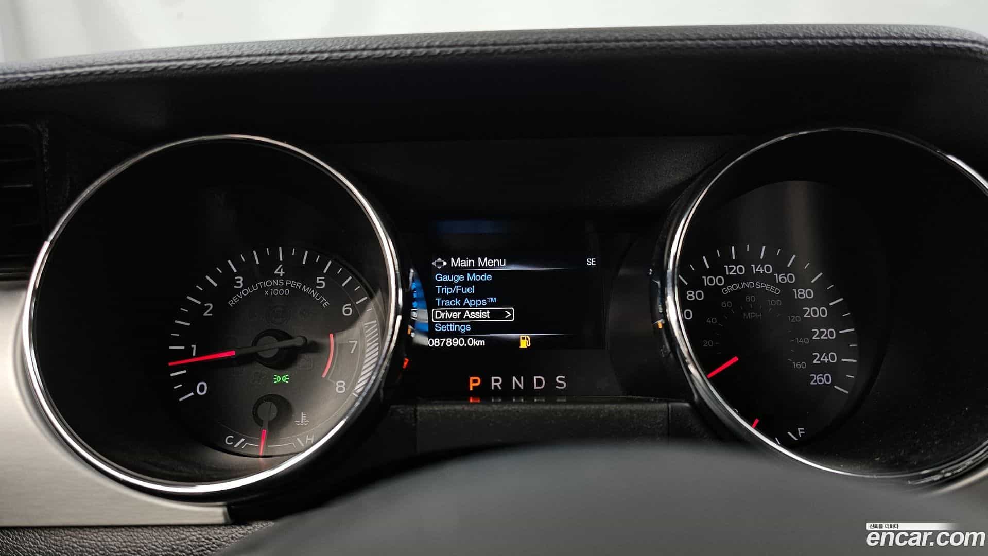 Mustang Ford 2017.11-INNER-008