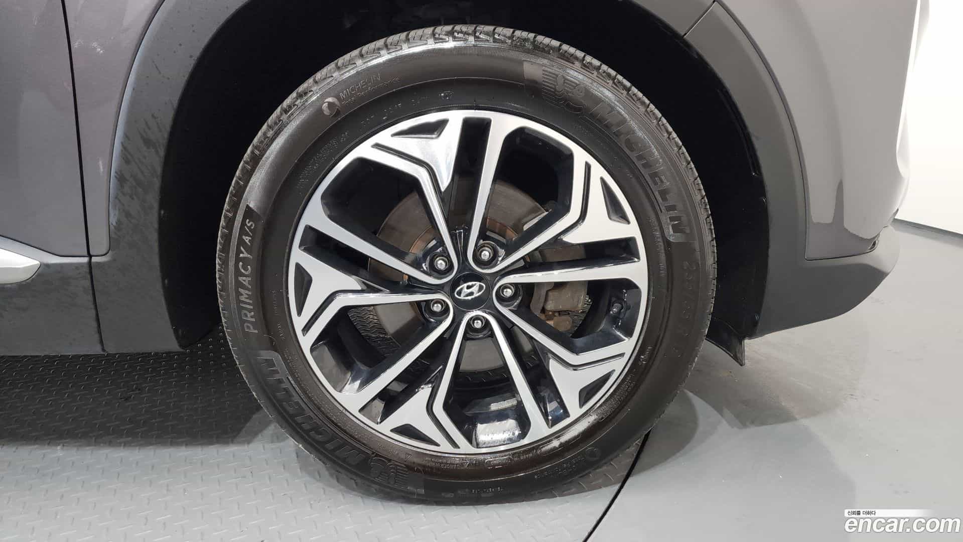 Santafe Hyundai 2018.2-OUTER-005