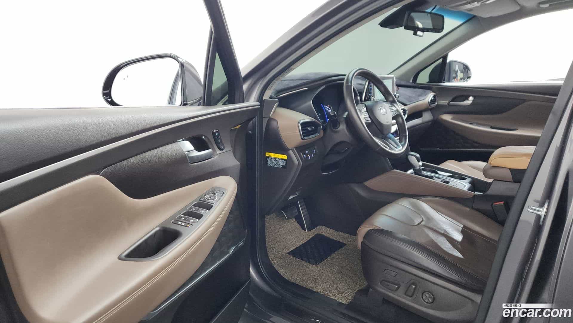 Santafe Hyundai 2018.2-INNER-010
