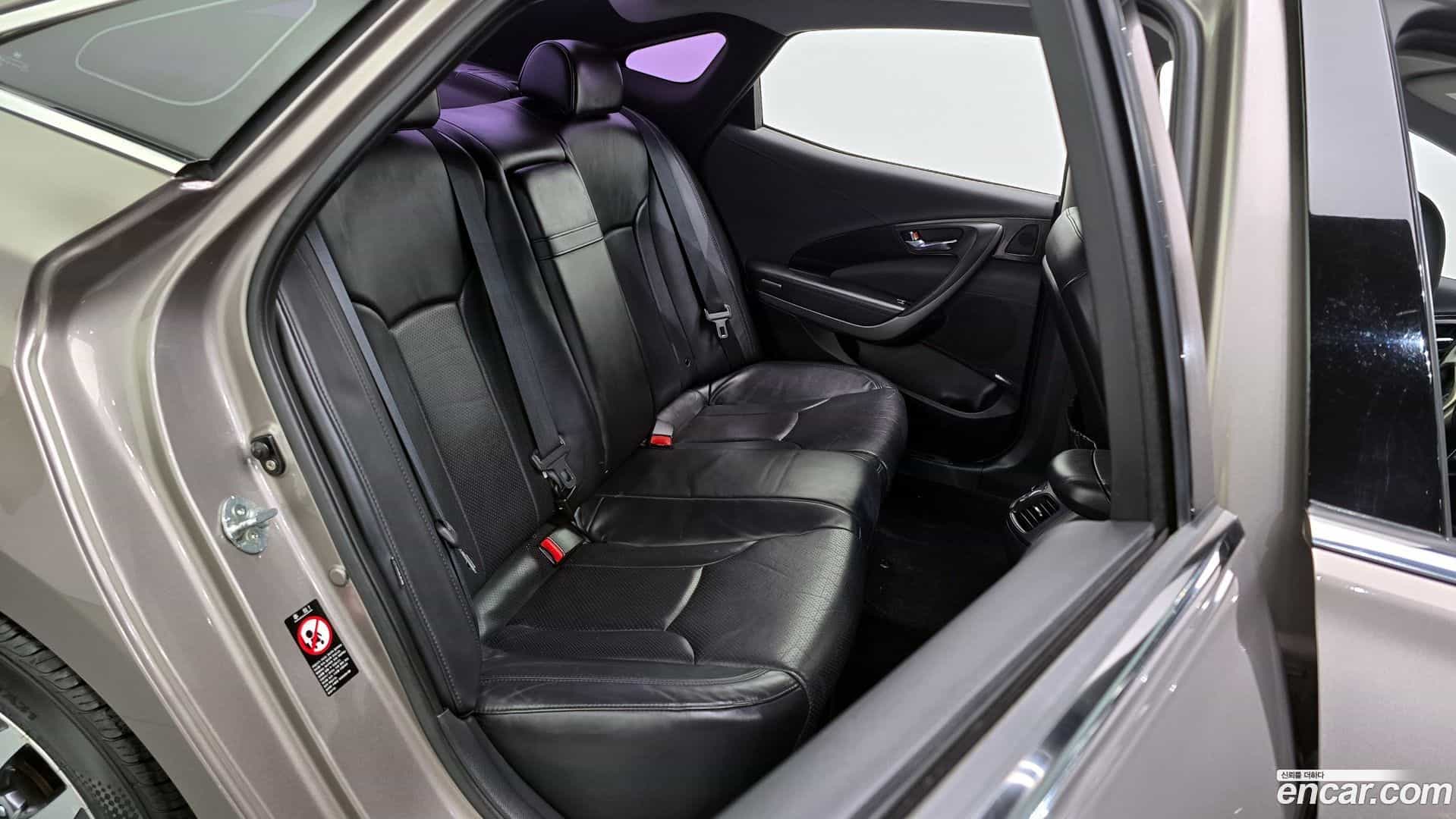 Grandeur Hyundai 2011.1-OPTION-016