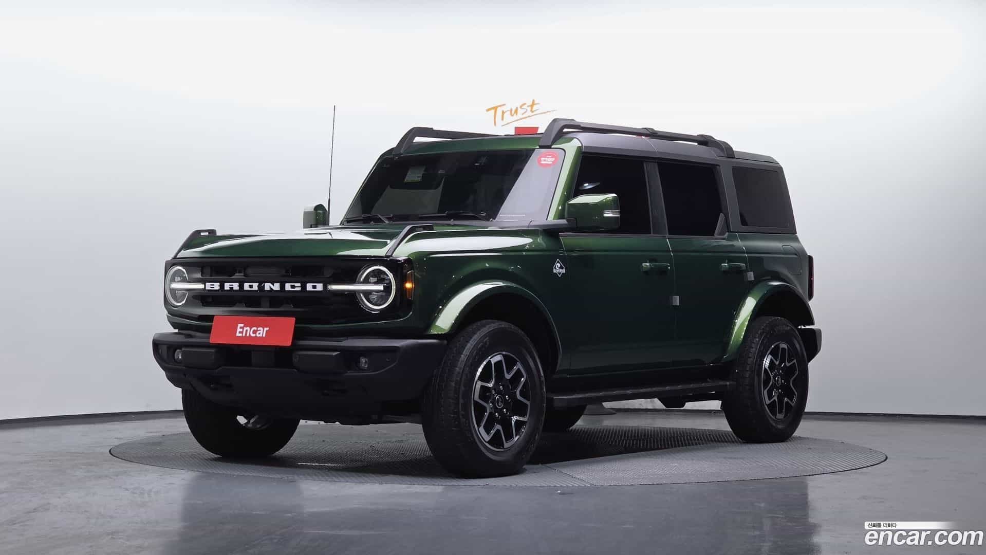 Bronco Ford 2023.9-OUTER-001