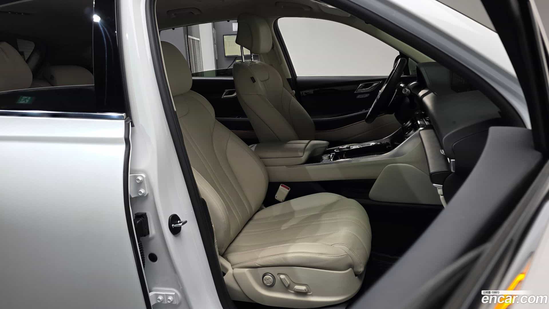 GV80 Genesis 2021.6-INNER-010