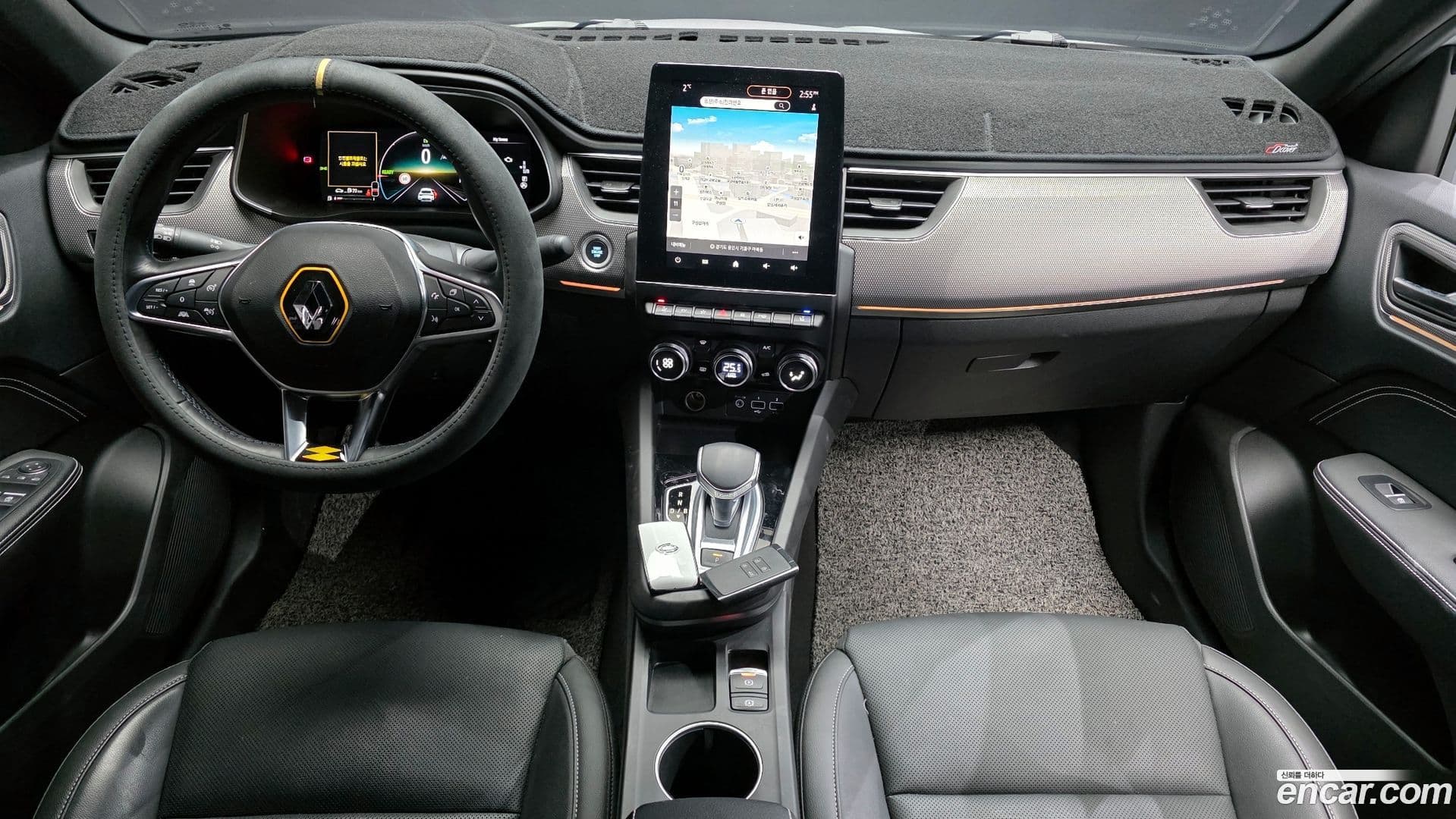 Main__Slider__Photo:XM3 Renault-KoreaSamsung 2023.1-6