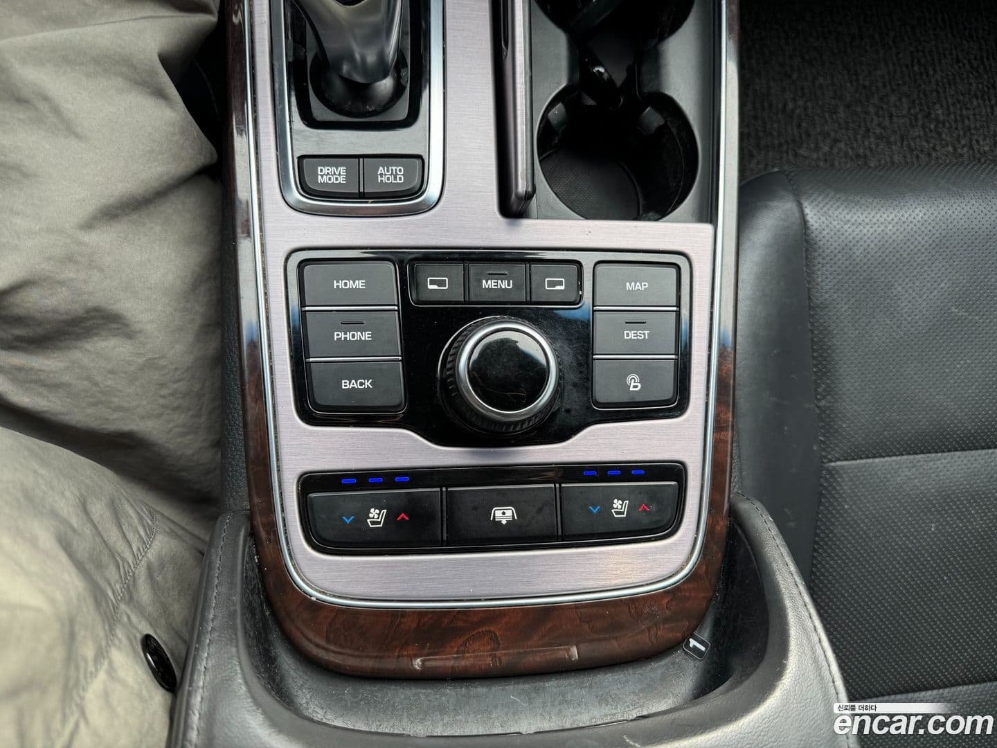 Main__Slider__Photo:Equus Hyundai 2014.9-13