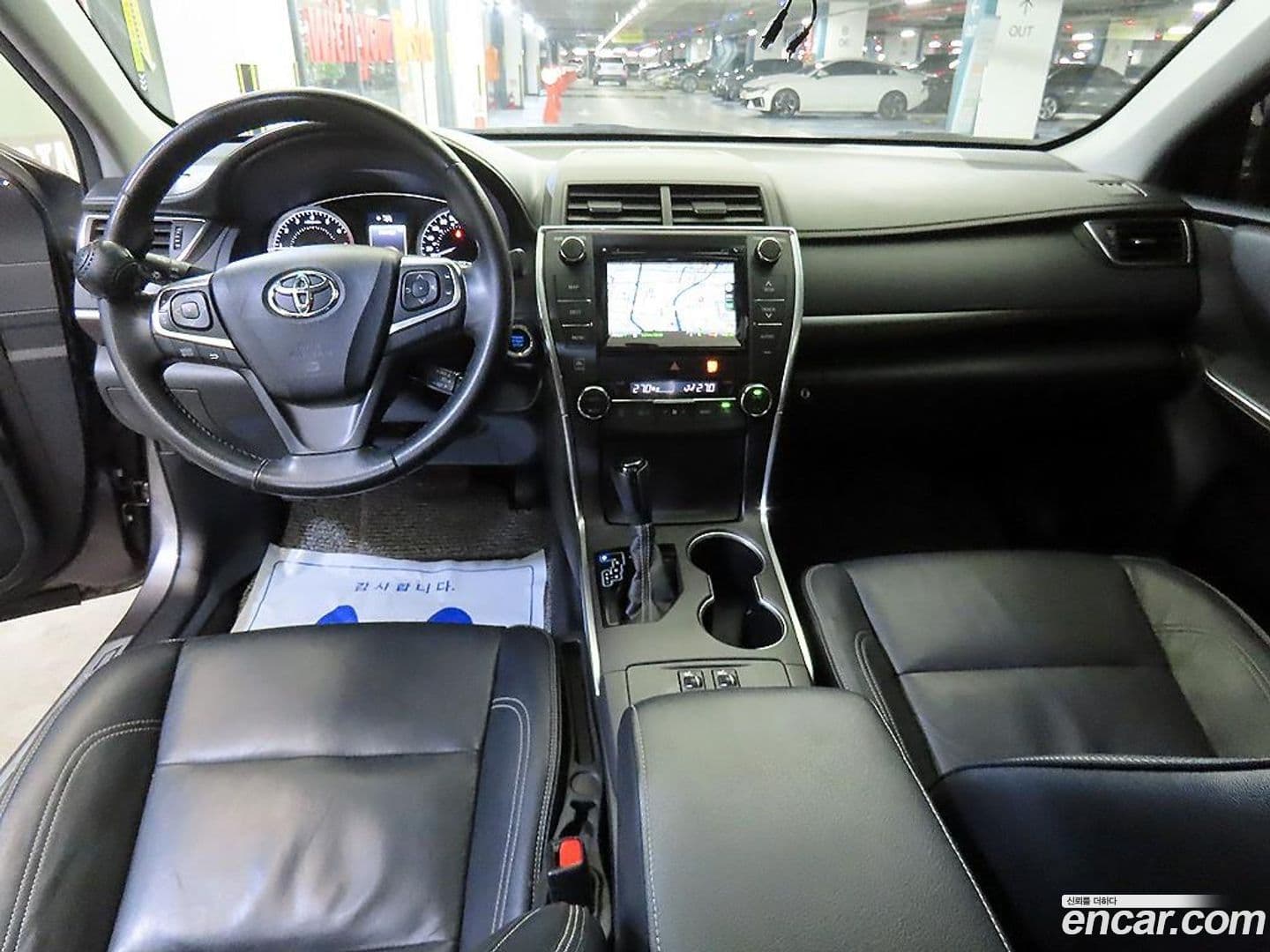 Main__Slider__Photo:Camry Toyota 2015.5-9