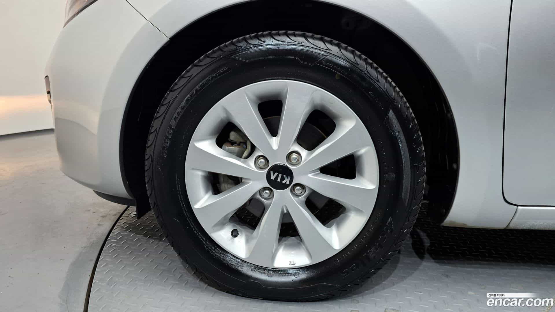 pride Kia 2012.11-OUTER-005