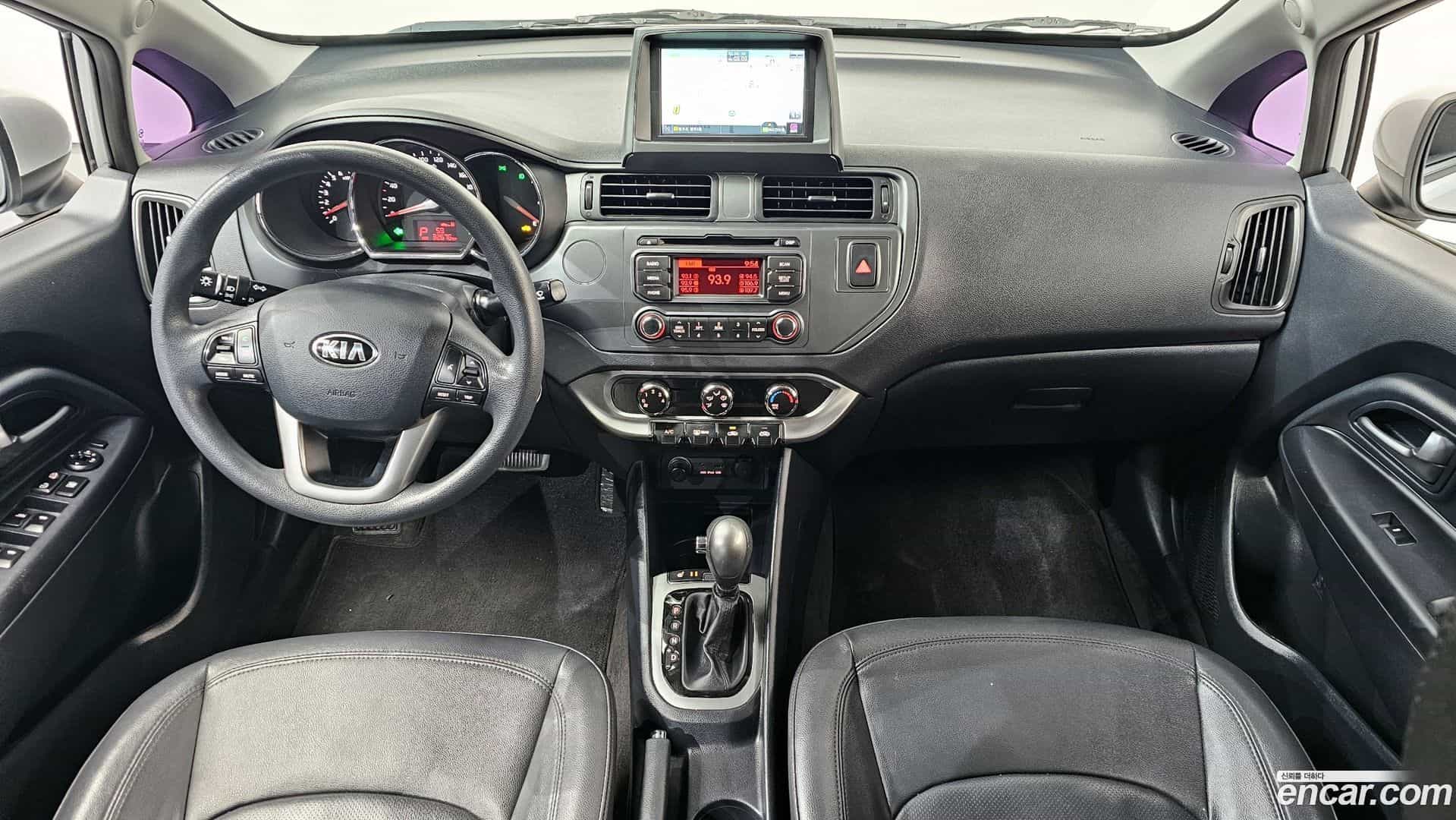 pride Kia 2012.11-INNER-007