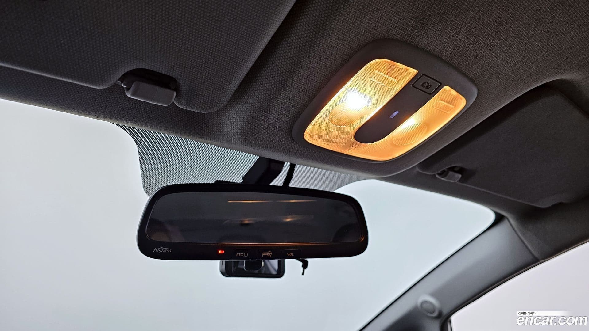 Main__Slider__Photo:pride Kia 2012.11-15