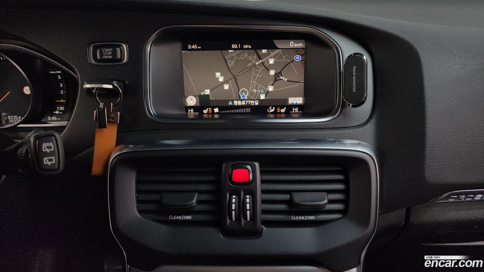 Main__Slider__Photo:V40 Volvo 2019.4-14