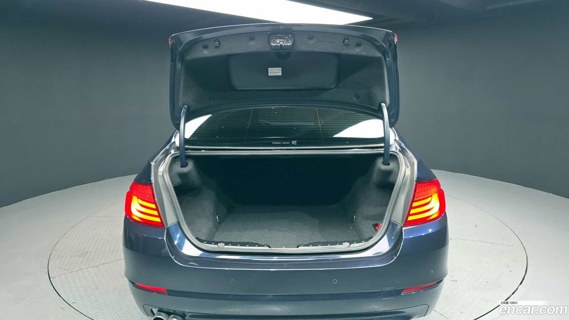 5-Series BMW 2013.2-OPTION-024