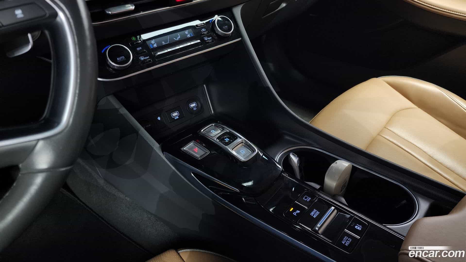 Sonata Hyundai 2020.0-INNER-009