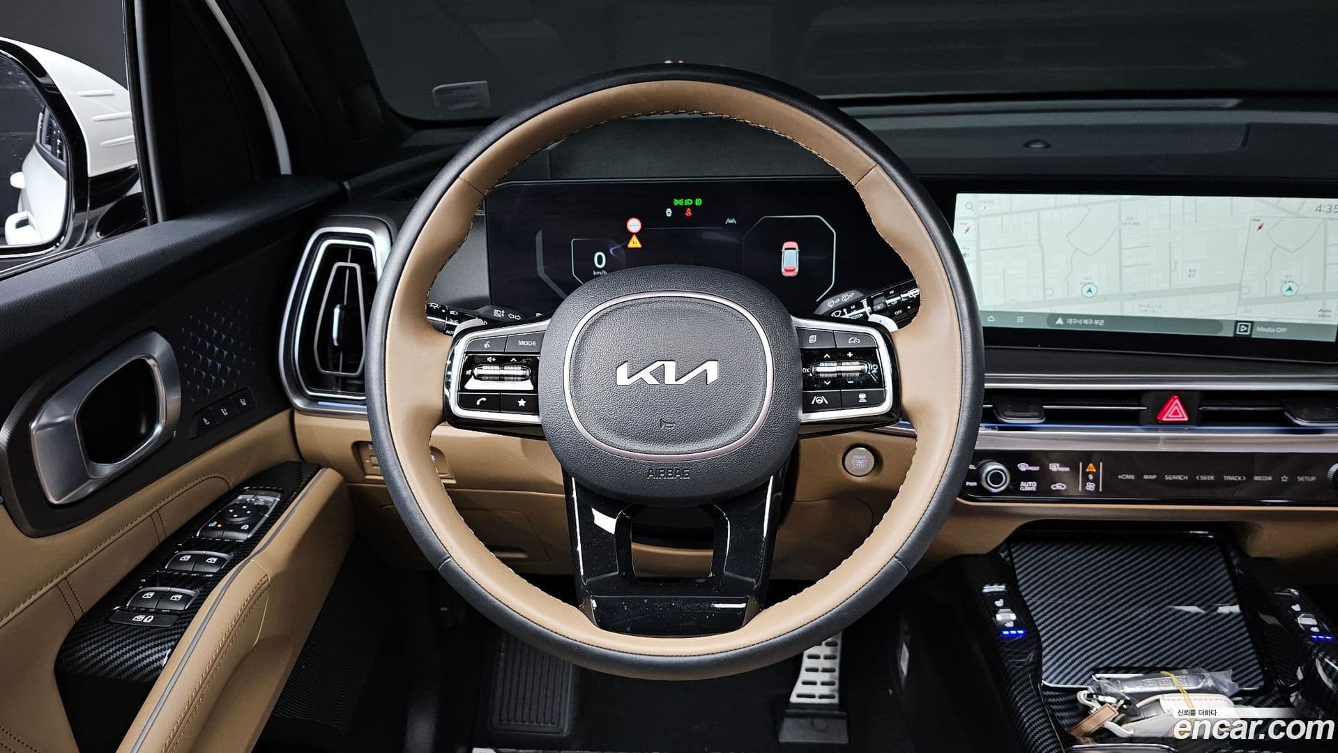 Main__Slider__Photo:Sorento Kia 2023.8-12