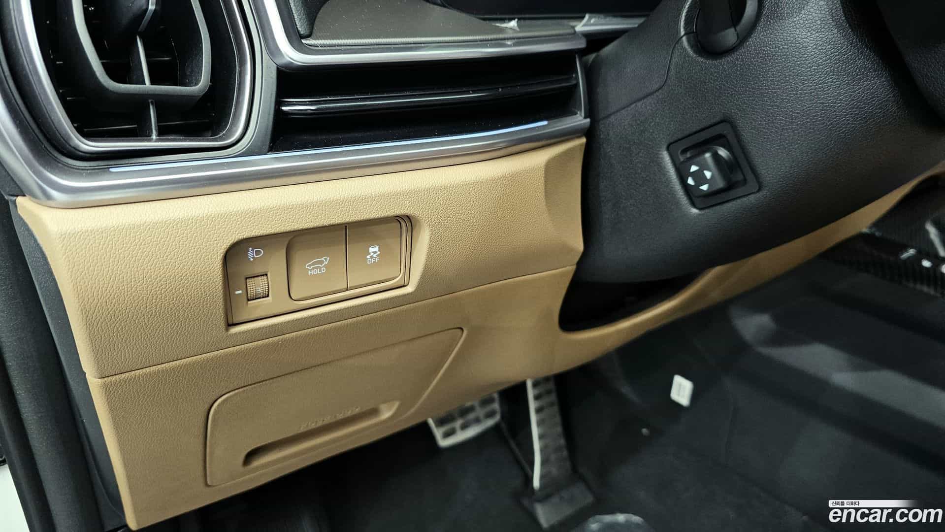 Sorento Kia 2023.8-OPTION-018