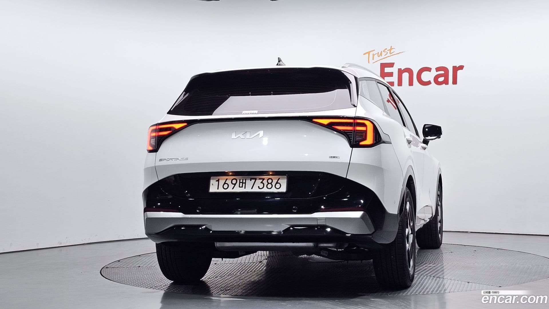 Main__Slider__Photo:Sportage Kia 2025.0-3