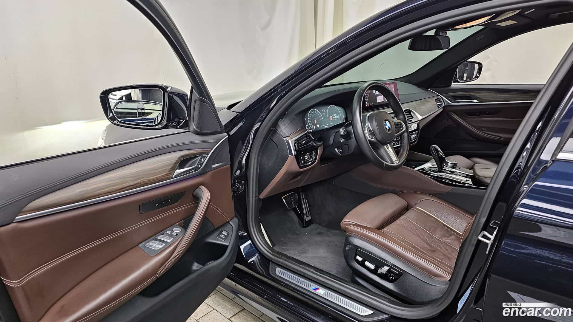 5-Series BMW 2019.7-INNER-010