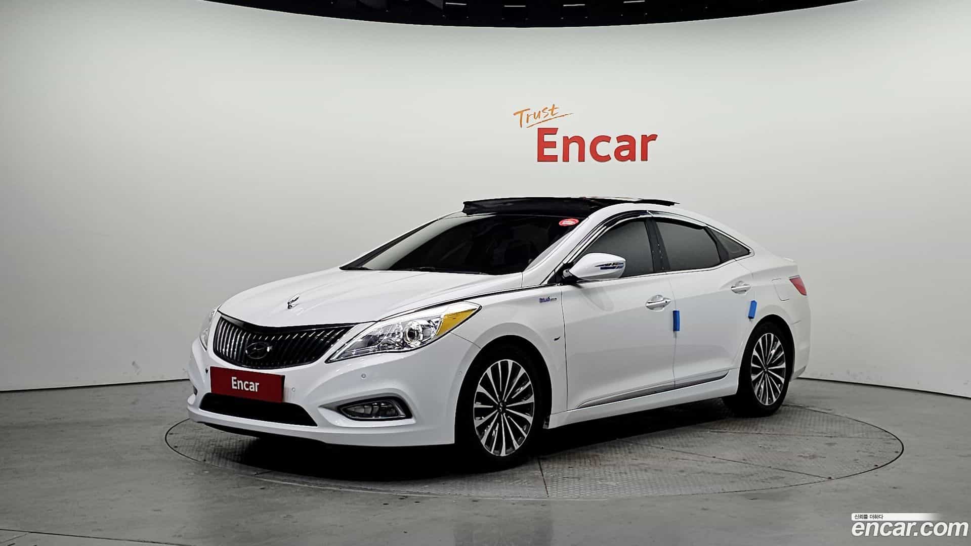 Grandeur Hyundai 2013.0-OUTER-001