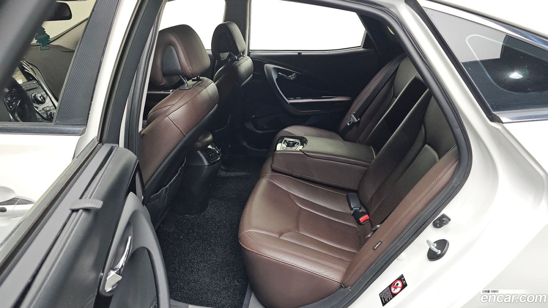 Main__Slider__Photo:Grandeur Hyundai 2013.0-10