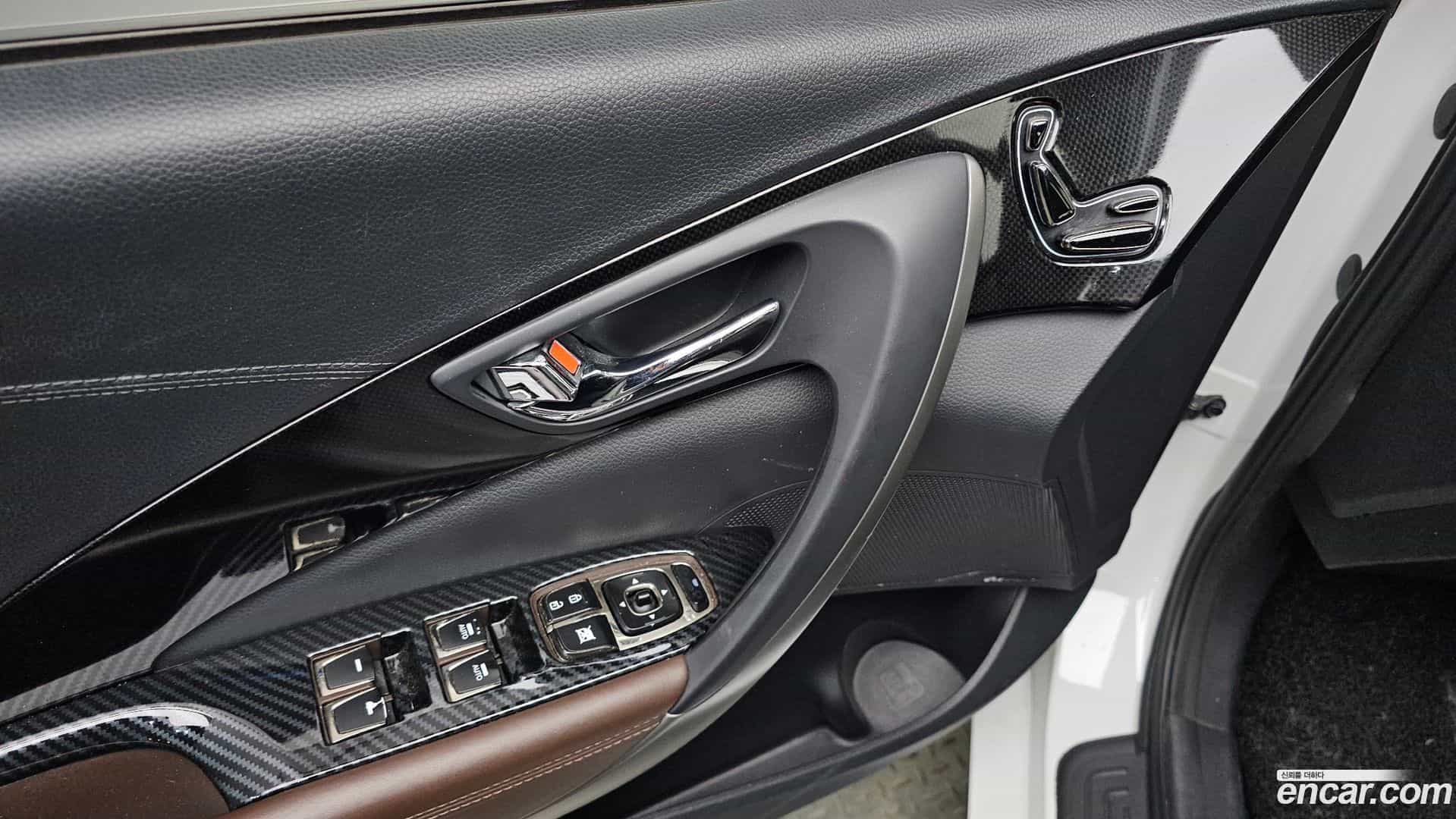 Grandeur Hyundai 2013.0-OPTION-016