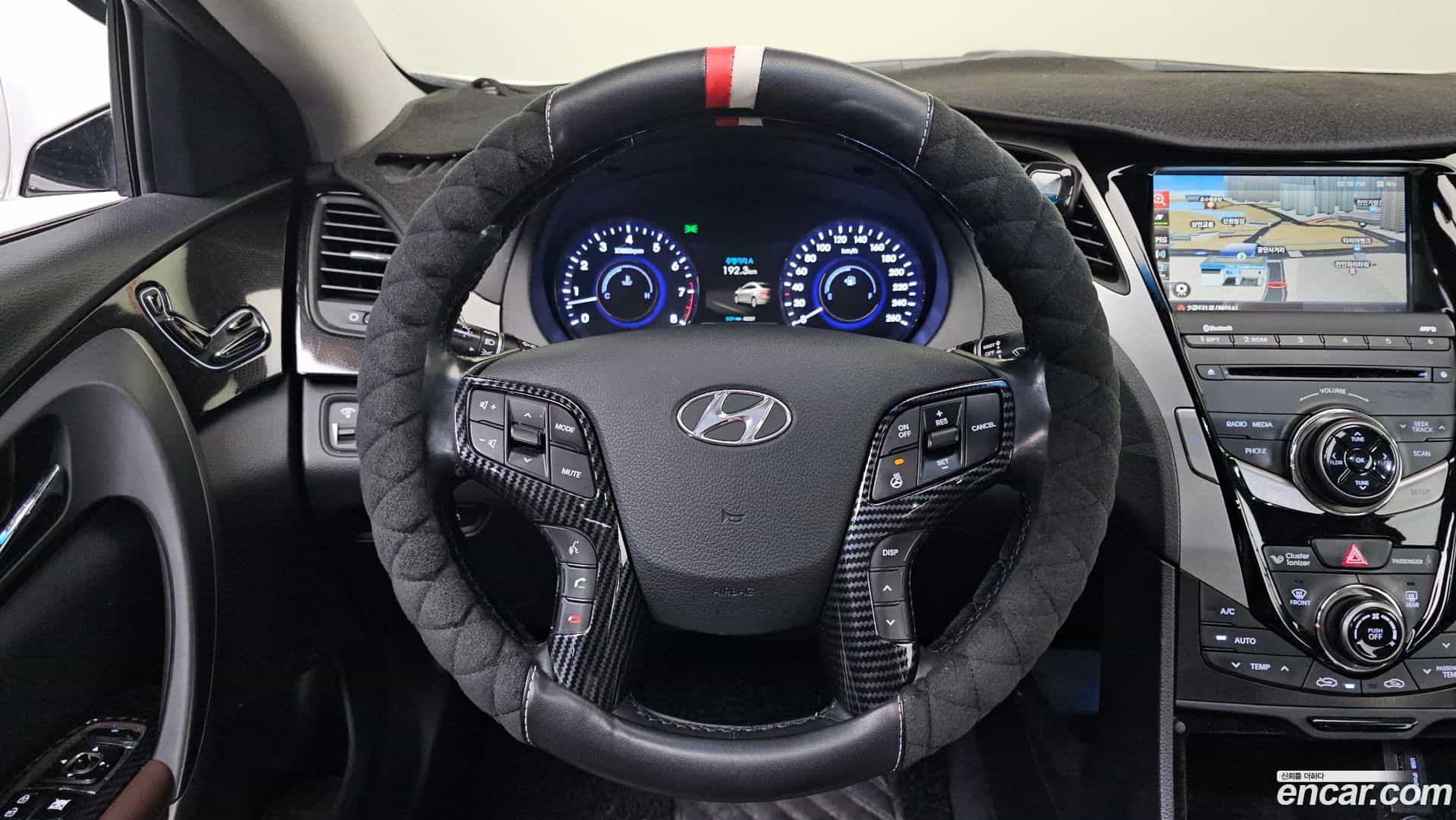Grandeur Hyundai 2013.0-OPTION-018