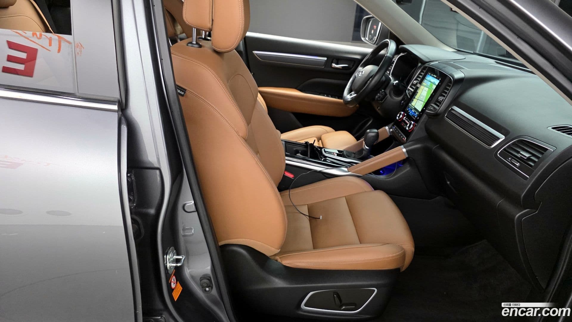 Main__Slider__Photo:QM6 Renault-KoreaSamsung 2021.0-11