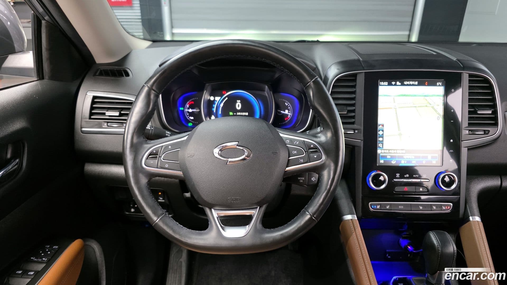 Main__Slider__Photo:QM6 Renault-KoreaSamsung 2021.0-12