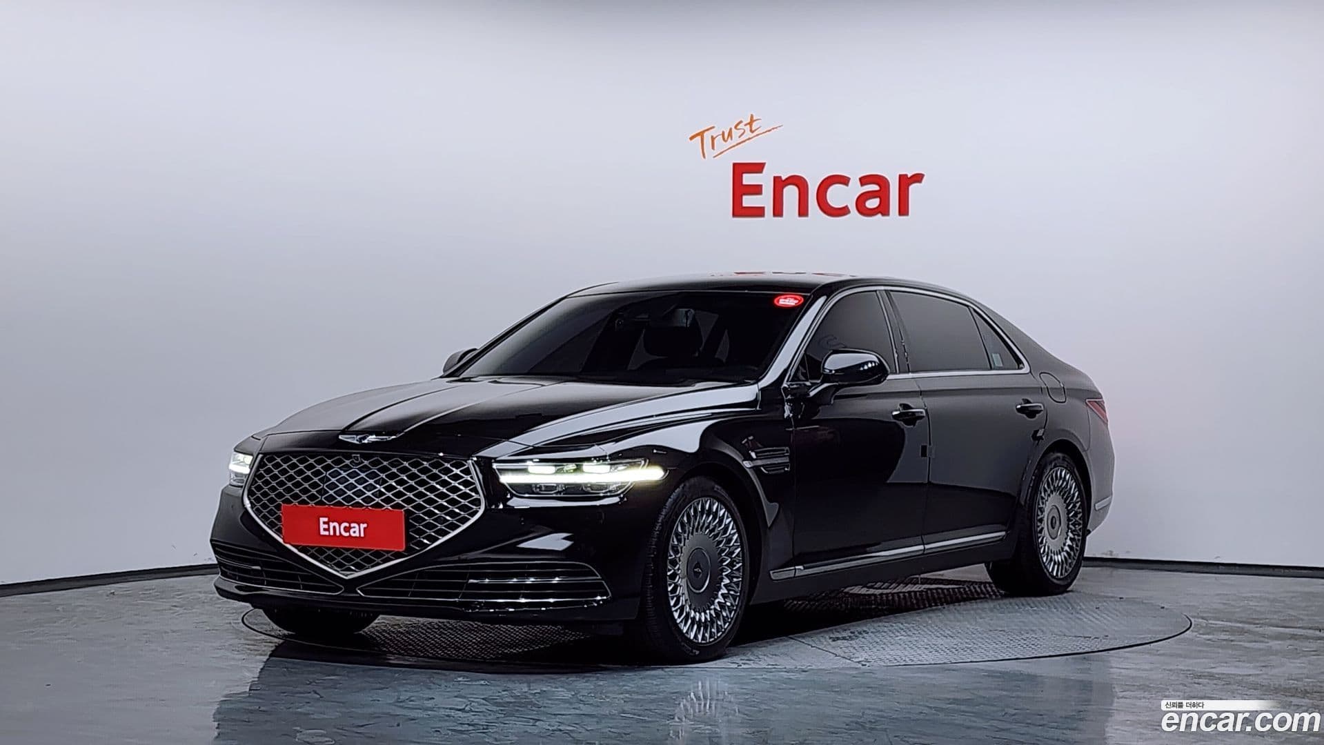 Main__Slider__Photo:G90 Genesis 2019.0-0