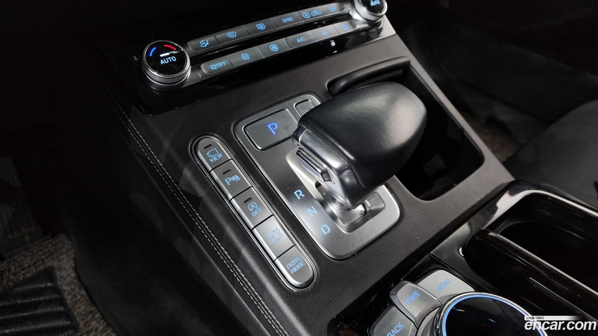 G90 Genesis 2019.0-INNER-009