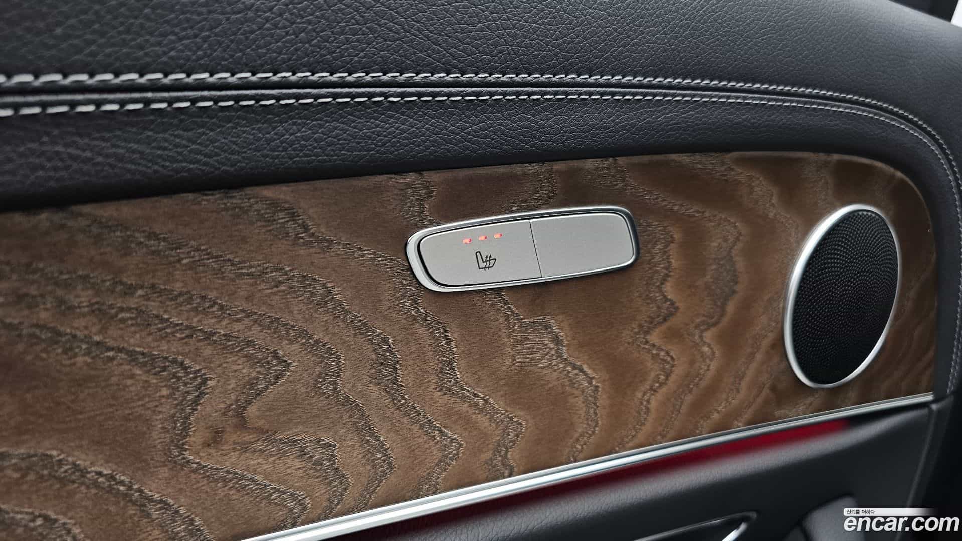 E-Class Mercedes-Benz 2023.9-OPTION-023