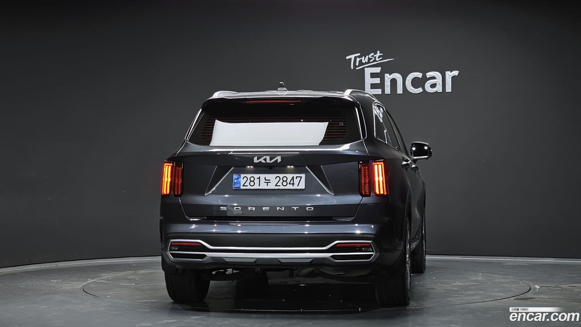 Main__Slider__Photo:Sorento Kia 2022.3-3