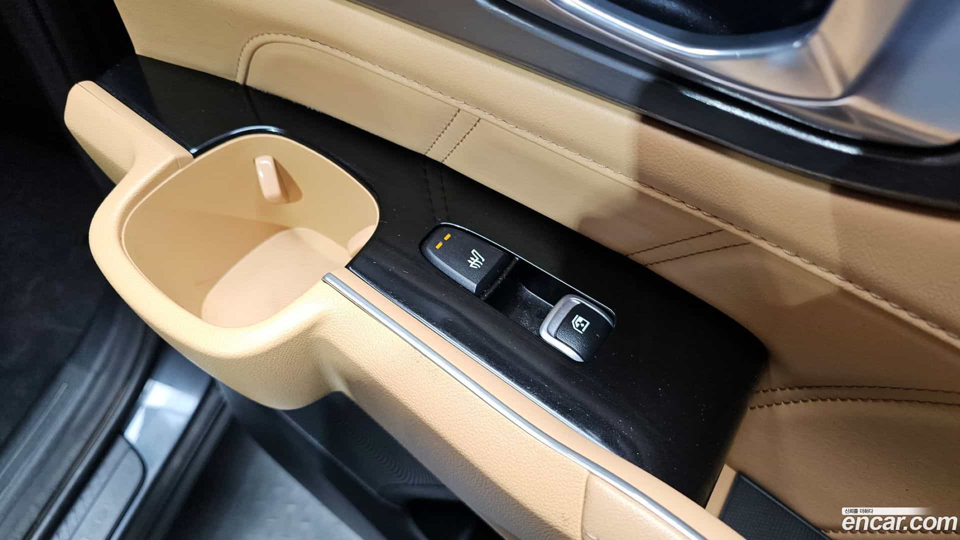 Sorento Kia 2022.3-OPTION-023