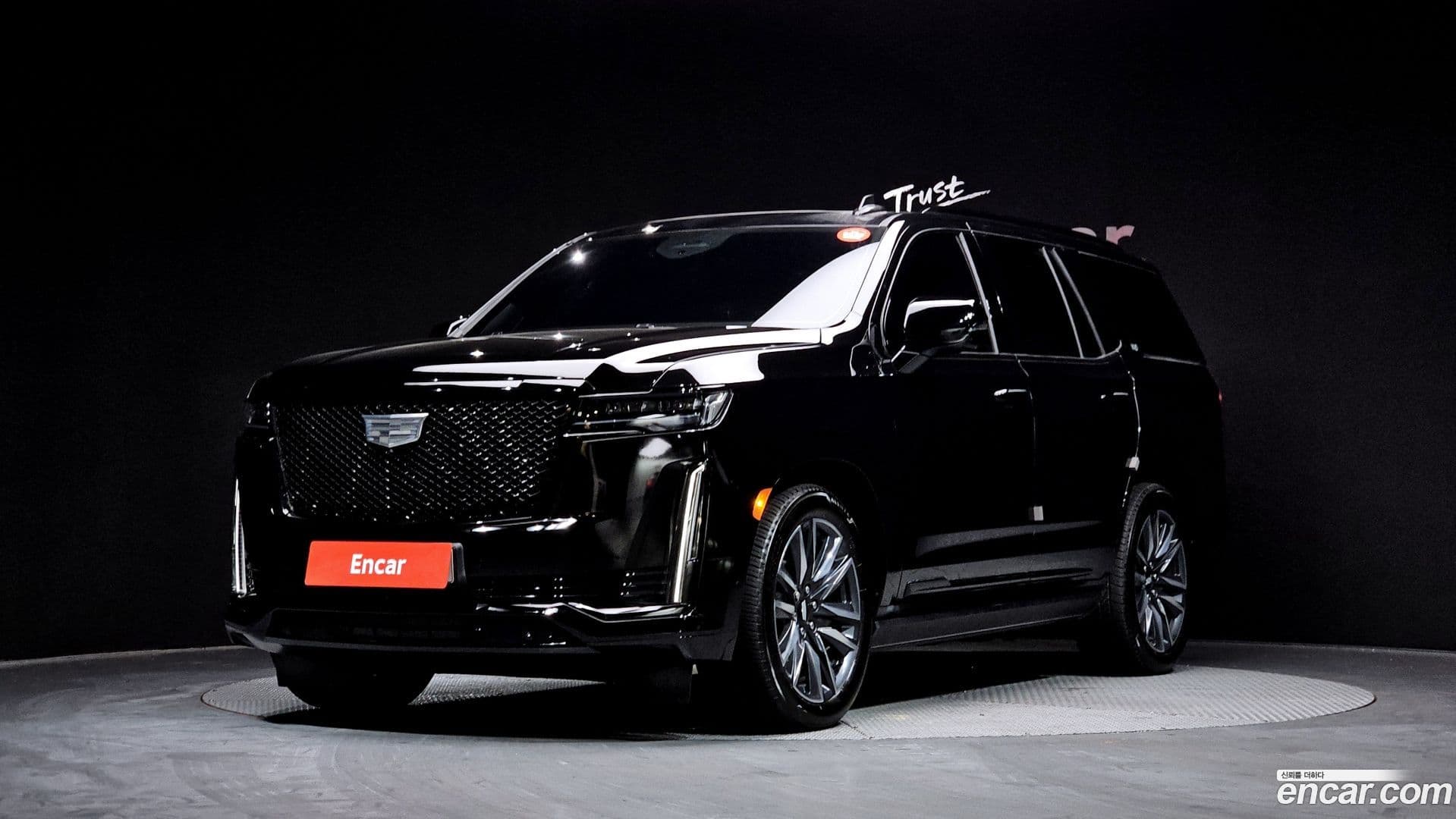 Main__Slider__Photo:Escalade Cadillac 2024.11-0