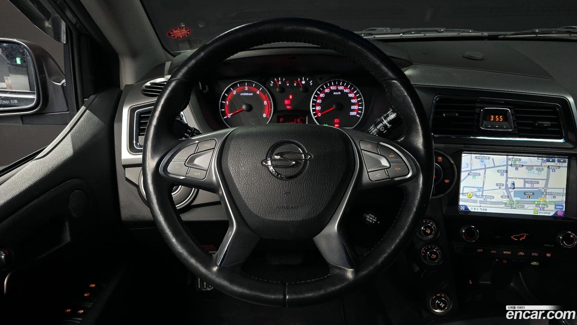 Main__Slider__Photo:KORANDO KG_Mobility_Ssangyong 2016.3-12