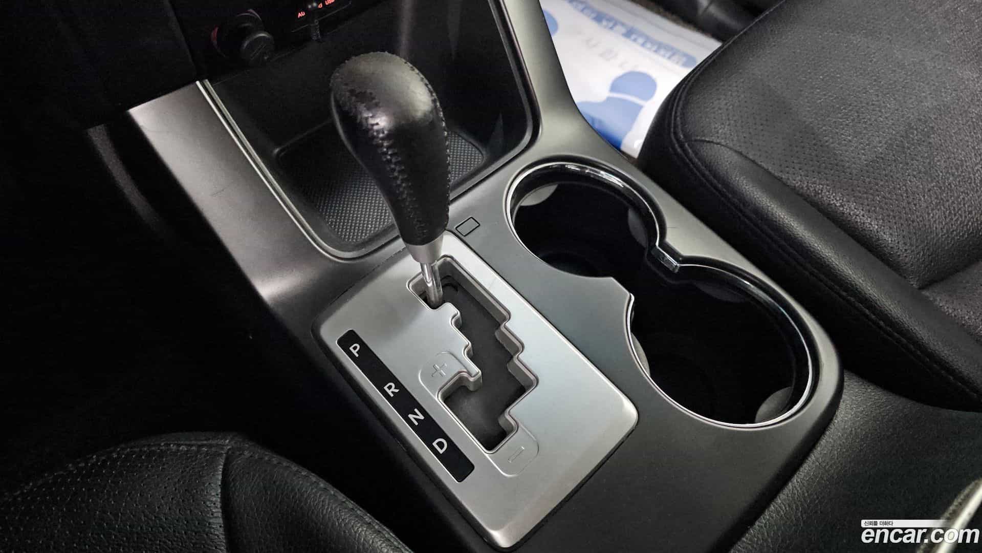 Sorento Kia 2010.2-INNER-009