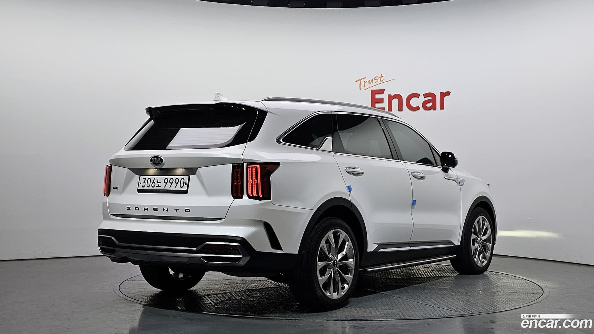 Main__Slider__Photo:Sorento Kia 2020.5-1