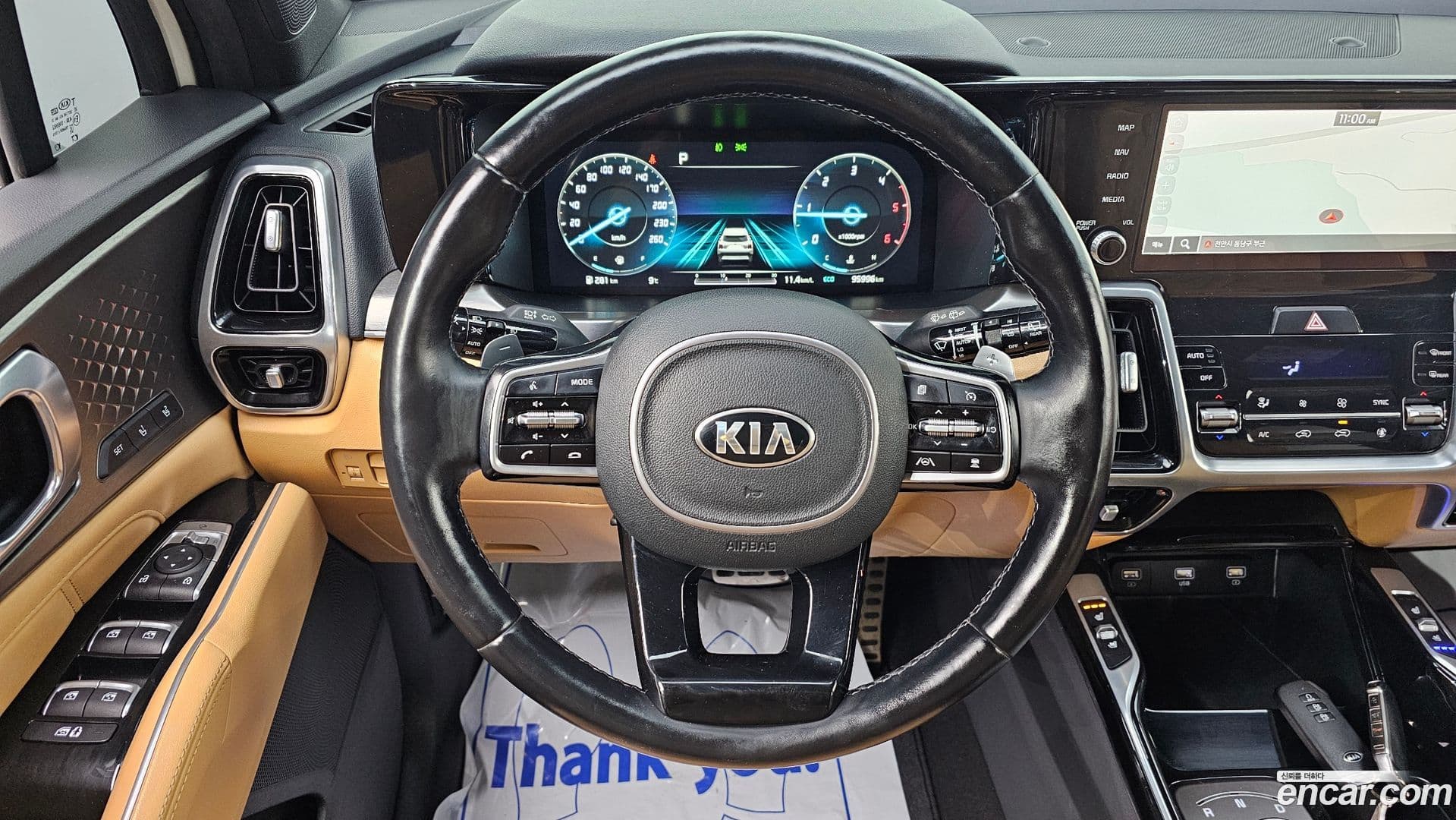 Main__Slider__Photo:Sorento Kia 2020.5-12