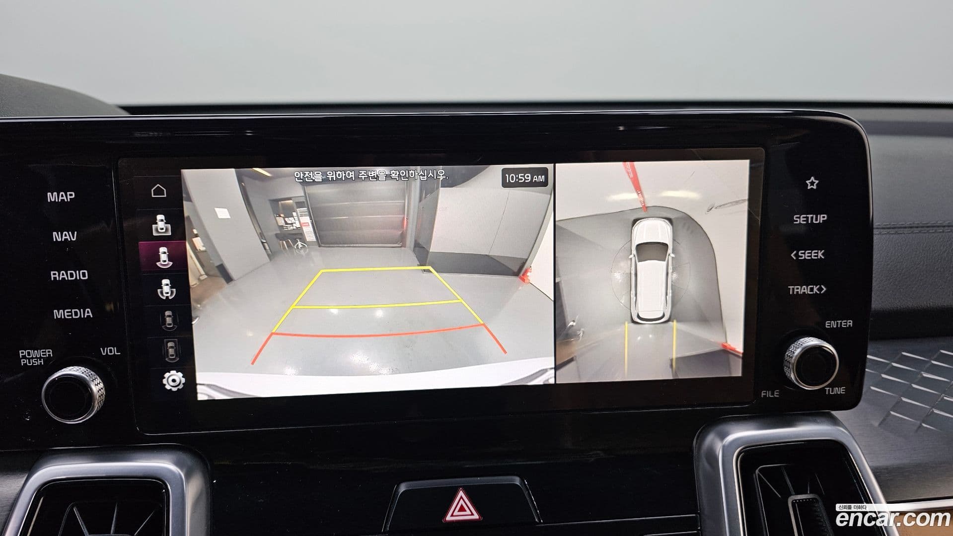 Main__Slider__Photo:Sorento Kia 2020.5-15