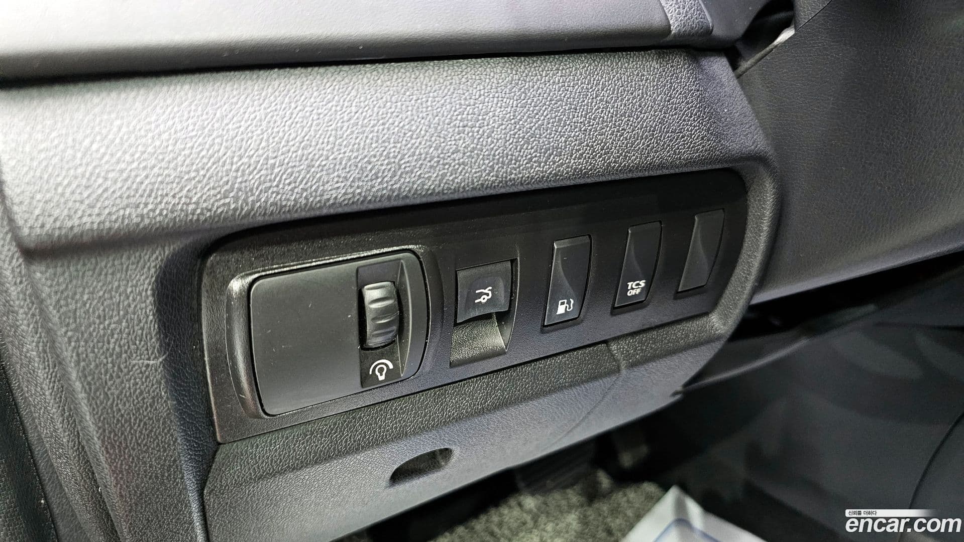 Main__Slider__Photo:SM3 Renault-KoreaSamsung 2015.0-13