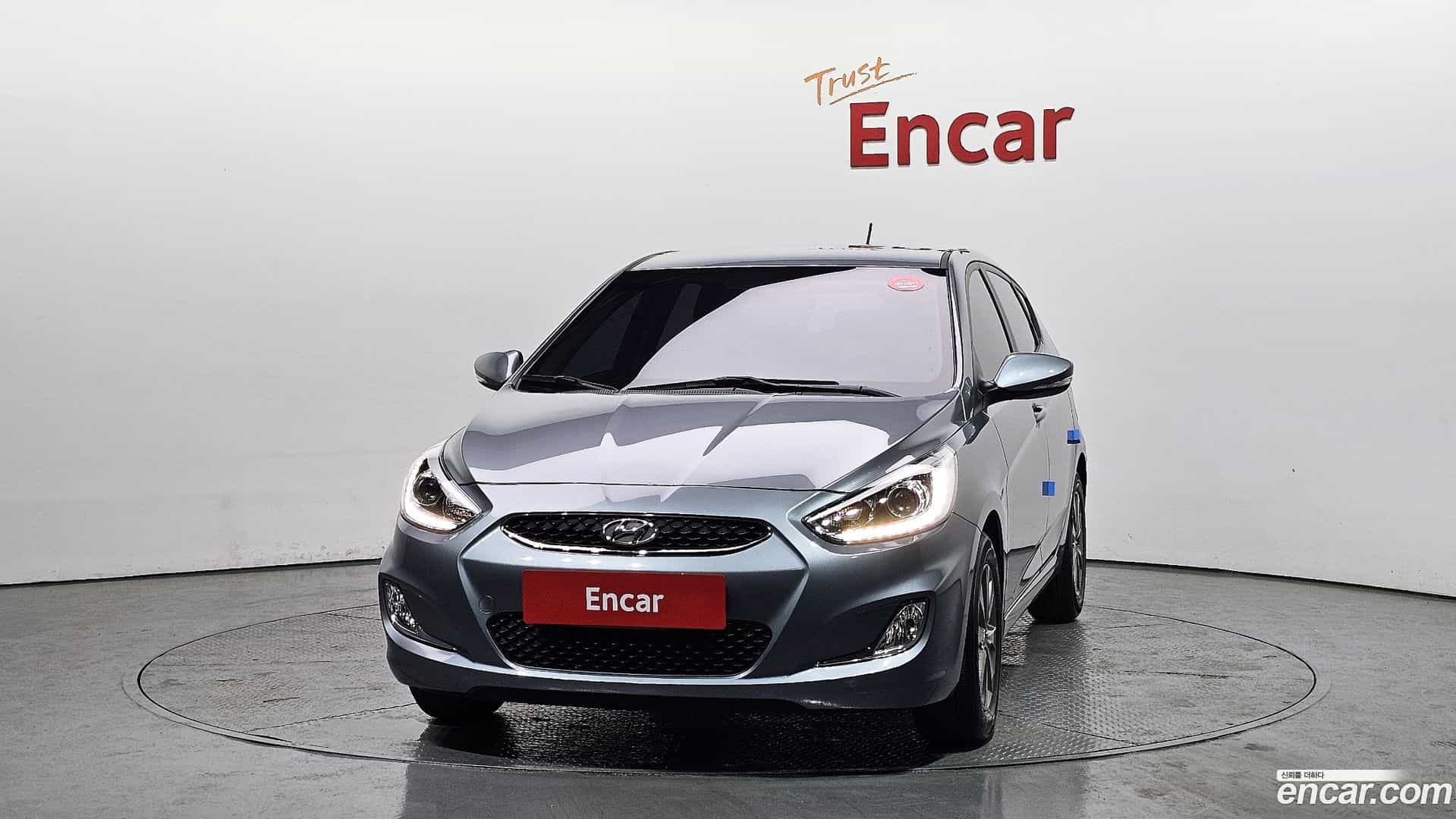 Accent Hyundai 2018.6-OUTER-003
